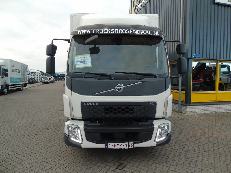 Volvo FL 12.250 + EURO 6 + LIFT - Грузовик с закрытым кузовом: фото 2 Volvo FL 12.250 + EURO 6 + LIFT - Грузовик с закрытым кузовом: фото 2