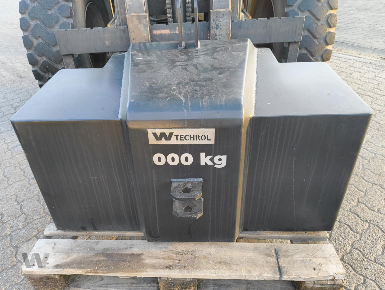 Frontgewicht 1000kg - Другая техника: фото 2 Frontgewicht 1000kg - Другая техника: фото 2