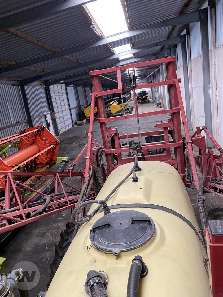 Прицепной опрыскиватель Hardi Navigator 3000 Echo: фото 6 Прицепной опрыскиватель Hardi Navigator 3000 Echo: фото 6