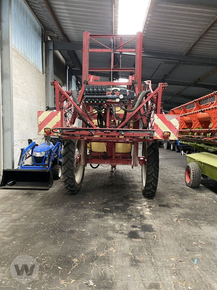 Прицепной опрыскиватель Hardi Navigator 3000 Echo: фото 7 Прицепной опрыскиватель Hardi Navigator 3000 Echo: фото 7