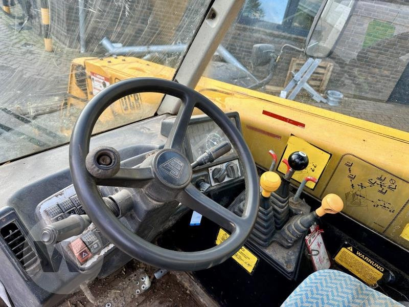 Телескопический погрузчик JCB 526-56: фото 10