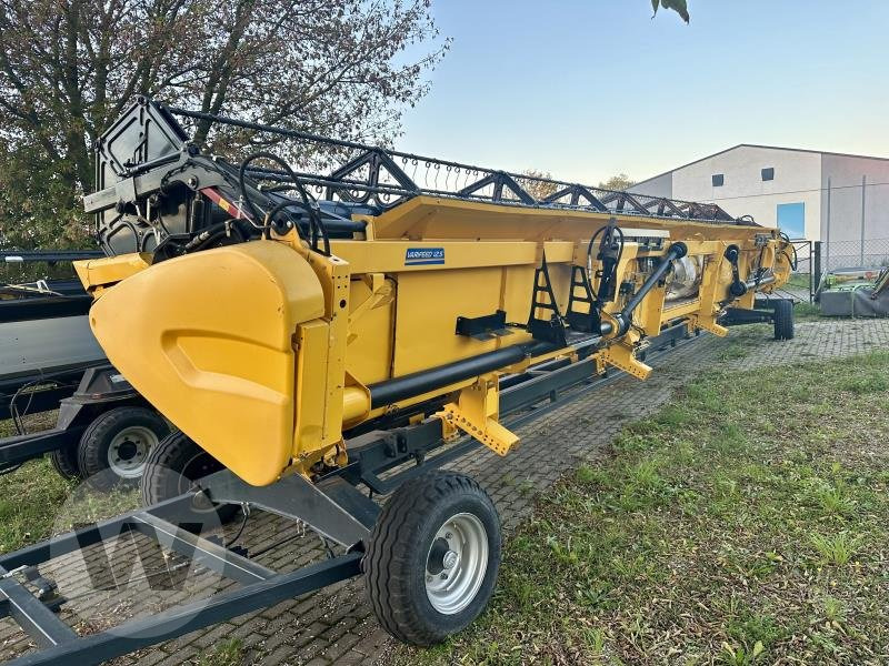 New Holland Schneidwerk 40 GHVF - Жатка зерновая: фото 3 New Holland Schneidwerk 40 GHVF - Жатка зерновая: фото 3