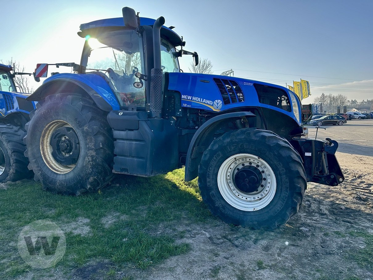 New Holland T 8.360 - Трактор: фото 5 New Holland T 8.360 - Трактор: фото 5