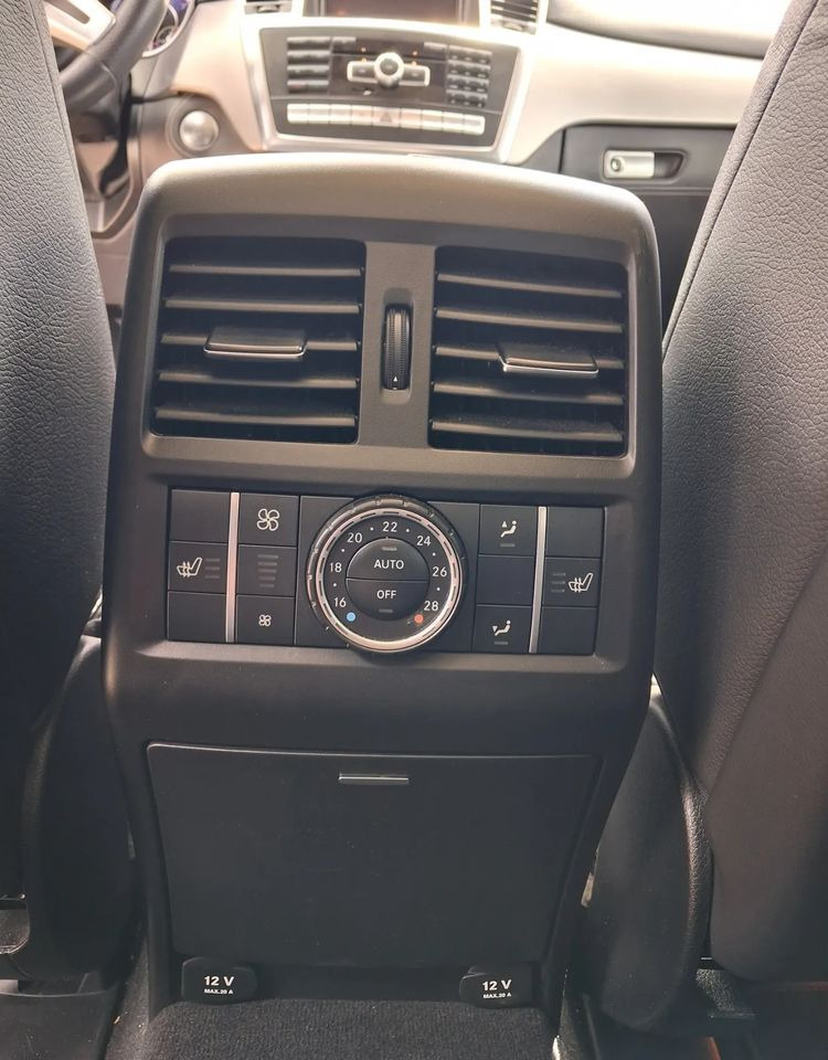 Mercedes-Benz ML 63 AMG 4Matic AMG SPEEDSHIFT 7G-TRONIC - Внедорожник: фото 4 Mercedes-Benz ML 63 AMG 4Matic AMG SPEEDSHIFT 7G-TRONIC - Внедорожник: фото 4