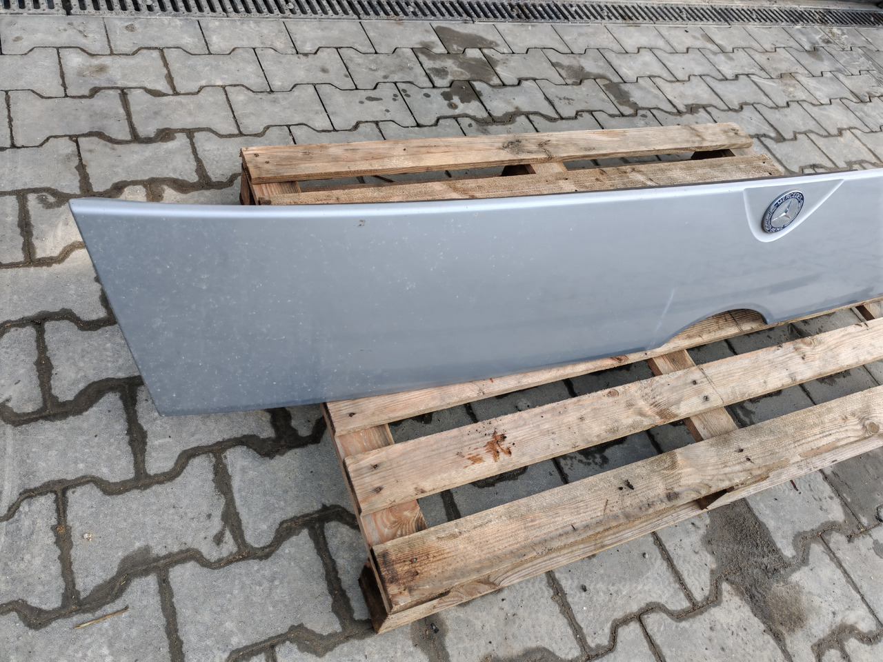 MERCEDES-BENZ ATEGO MP4 EURO 6 / FRONT BONNET - Капот: фото 5 MERCEDES-BENZ ATEGO MP4 EURO 6 / FRONT BONNET - Капот: фото 5