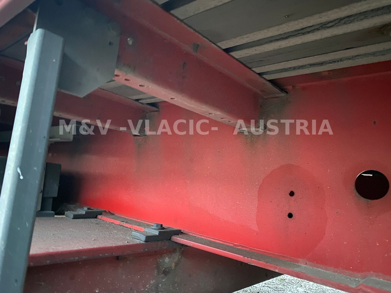 Schwarzmüller Mega - Тентованный полуприцеп: фото 4 Schwarzmüller Mega - Тентованный полуприцеп: фото 4