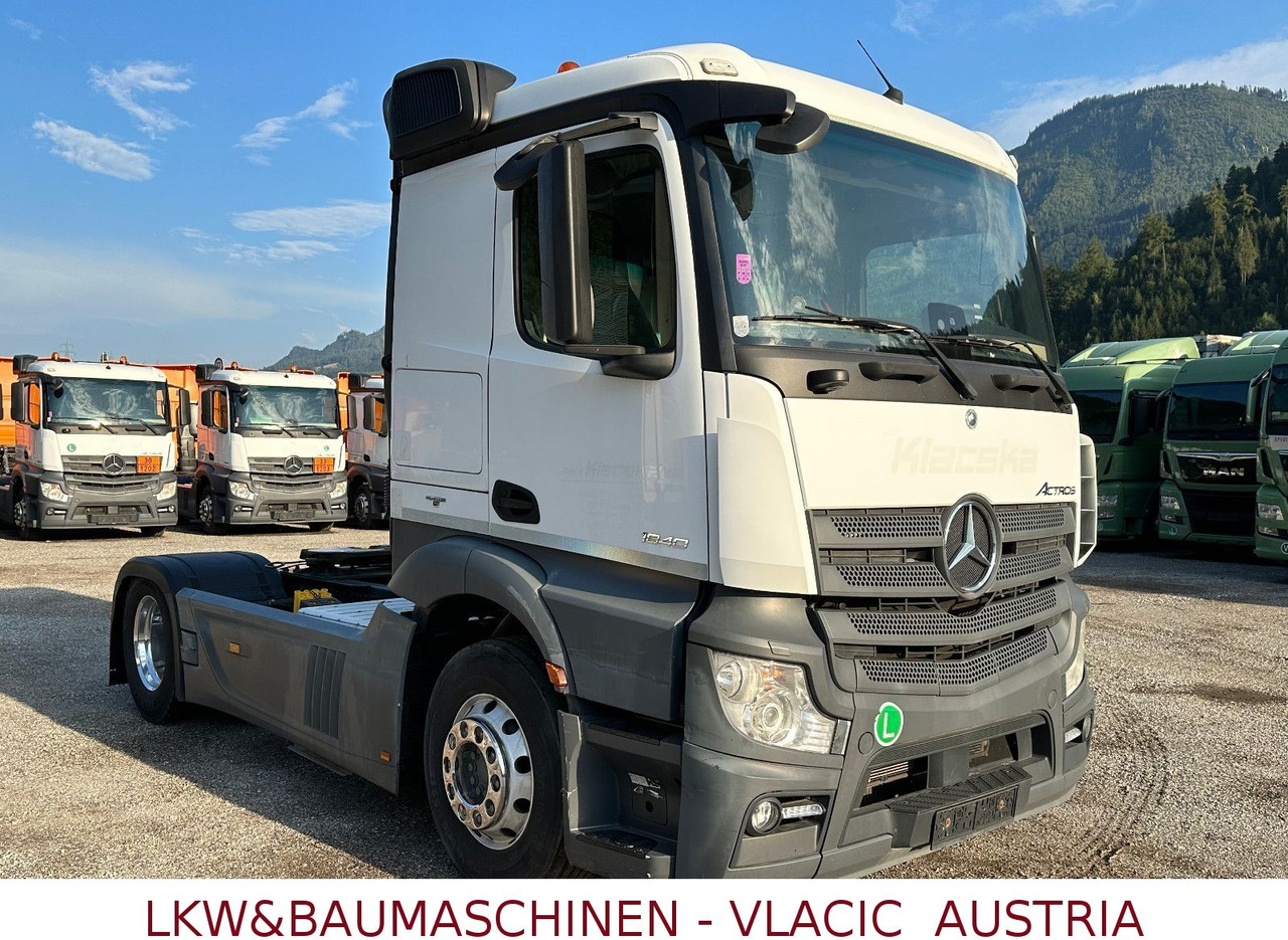 Mercedes-Benz Actros 1840 ADR ( 15 Stk. auf Lager 2017 jahr) - Тягач: фото 2 Mercedes-Benz Actros 1840 ADR ( 15 Stk. auf Lager 2017 jahr) - Тягач: фото 2