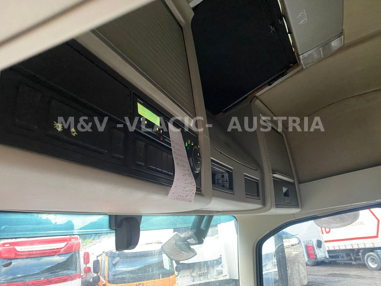 Тягач Volvo FH 460 Mega -Lowliner: фото 7