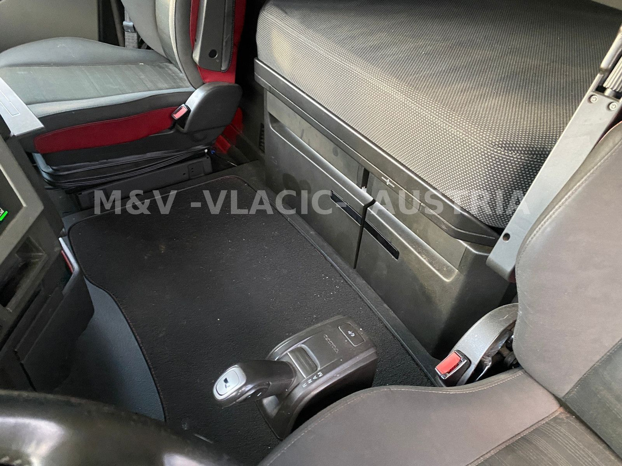 Тягач Volvo FH 460 Mega -Lowliner: фото 10