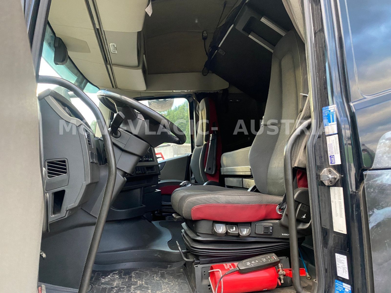 Тягач Volvo FH 460 Mega -Lowliner: фото 11