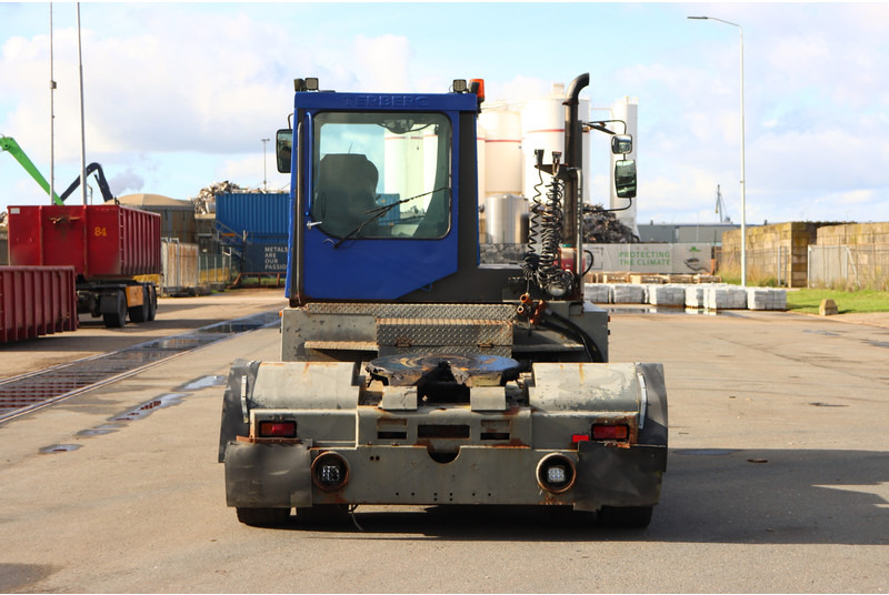 Terberg TT220 - Терминальный тягач: фото 5 Terberg TT220 - Терминальный тягач: фото 5