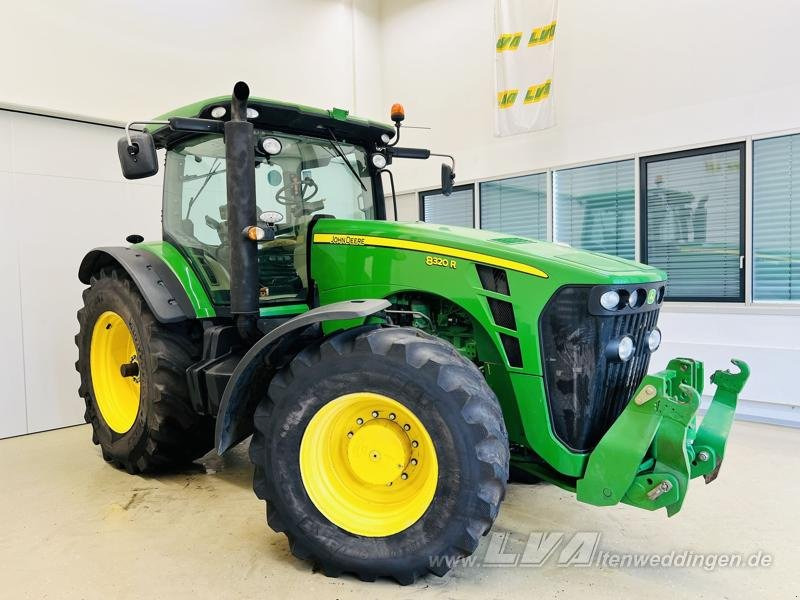 John Deere 8320R - Трактор: фото 2 John Deere 8320R - Трактор: фото 2