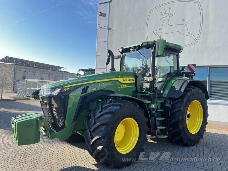 John Deere 8R 340 - Трактор: фото 3 John Deere 8R 340 - Трактор: фото 3