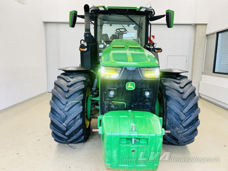 John Deere 8R 340 - Трактор: фото 3 John Deere 8R 340 - Трактор: фото 3