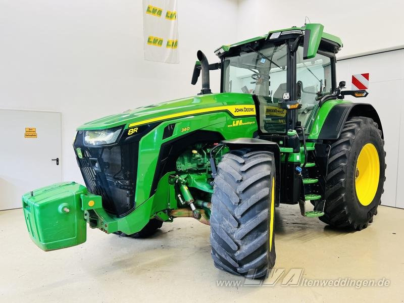 John Deere 8R 340 - Трактор: фото 1 John Deere 8R 340 - Трактор: фото 1