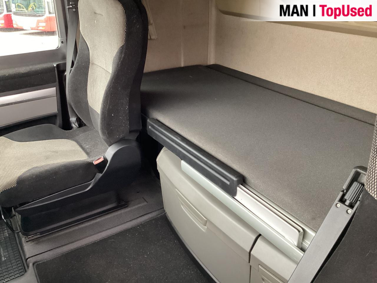 MAN TGX 18.460 4X2 LLS-U - Тягач: фото 4 MAN TGX 18.460 4X2 LLS-U - Тягач: фото 4
