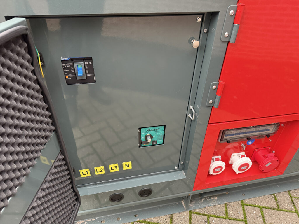 BAUER 124 KVA - Электрогенератор: фото 5 BAUER 124 KVA - Электрогенератор: фото 5