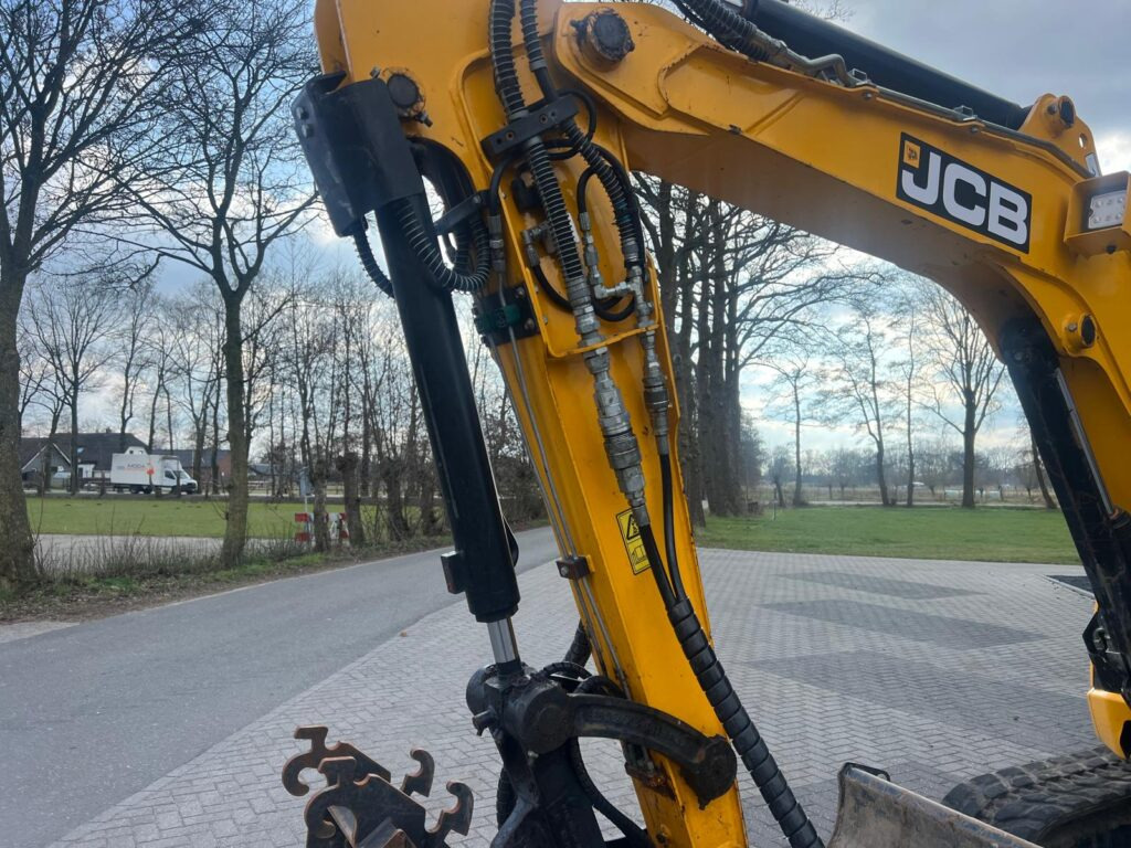 JCB 48Z-I T3 mididigger - Мини-экскаватор: фото 5 JCB 48Z-I T3 mididigger - Мини-экскаватор: фото 5