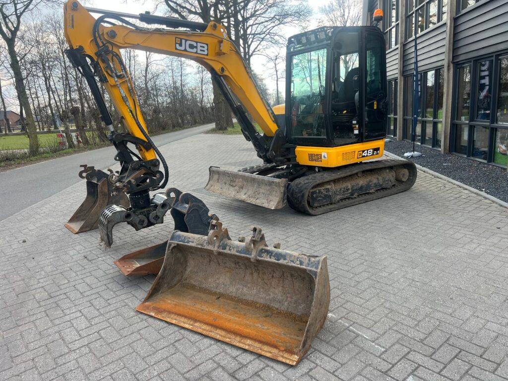 JCB 48Z-I T3 mididigger - Мини-экскаватор: фото 3 JCB 48Z-I T3 mididigger - Мини-экскаватор: фото 3