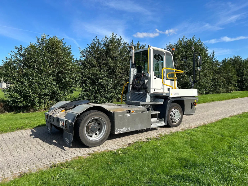 Terberg YT 223 | LOW HOURS | AIRCO | MEGA LOW LOADER | - Терминальный тягач: фото 5 Terberg YT 223 | LOW HOURS | AIRCO | MEGA LOW LOADER | - Терминальный тягач: фото 5