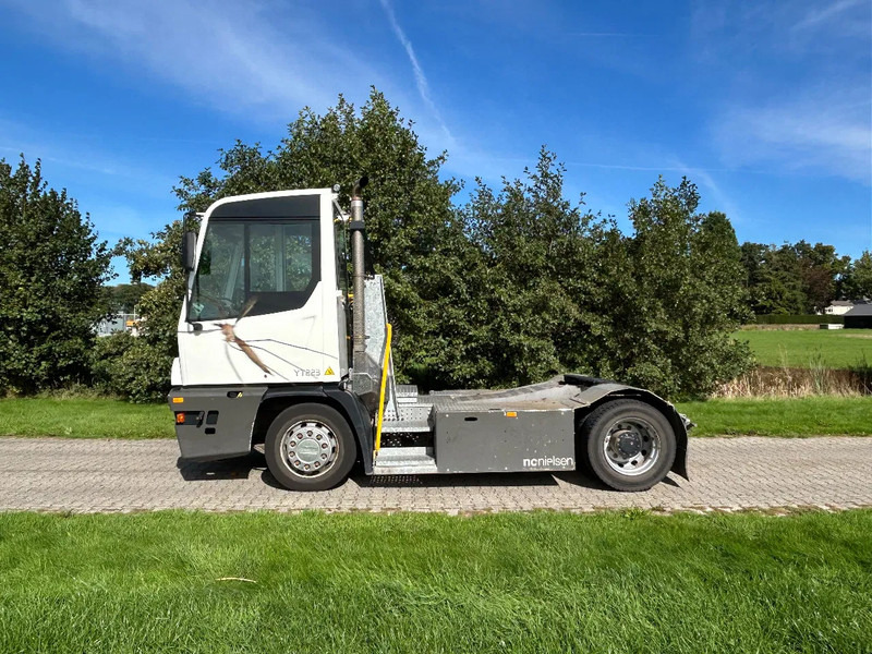 Terberg YT 223 | LOW HOURS | AIRCO | MEGA LOW LOADER | - Терминальный тягач: фото 4 Terberg YT 223 | LOW HOURS | AIRCO | MEGA LOW LOADER | - Терминальный тягач: фото 4