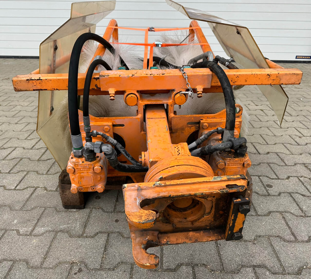 Unimog Doppelwaschbürste Mulag DWB - Щетка: фото 2 Unimog Doppelwaschbürste Mulag DWB - Щетка: фото 2