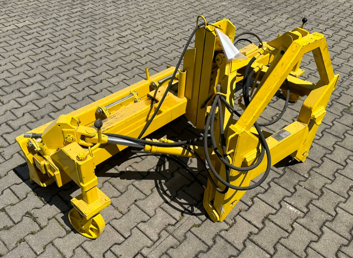 Unimog Frontanbau-Gräder Söder IA02093 - Отвал: фото 4 Unimog Frontanbau-Gräder Söder IA02093 - Отвал: фото 4