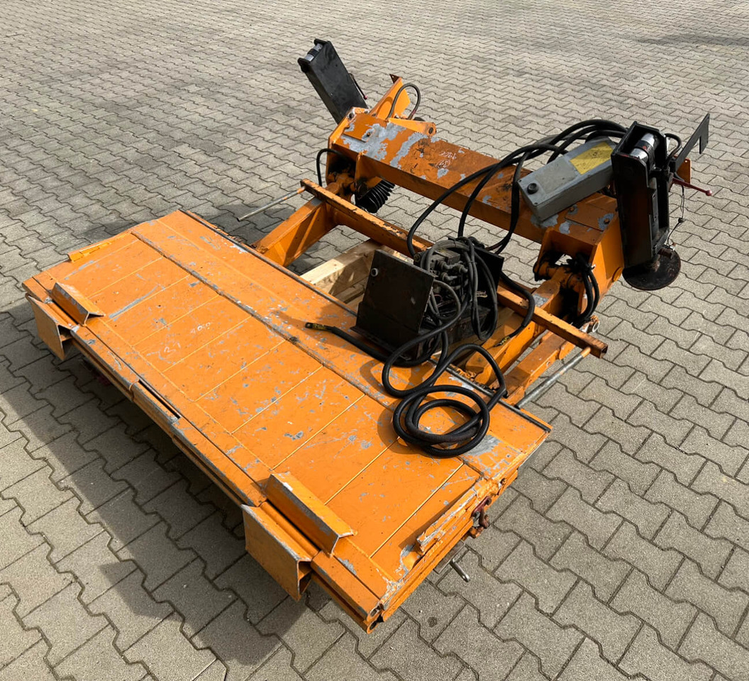 Unimog Heckladebordwand Unbekannt 427 - Гидроборт: фото 1 Unimog Heckladebordwand Unbekannt 427 - Гидроборт: фото 1