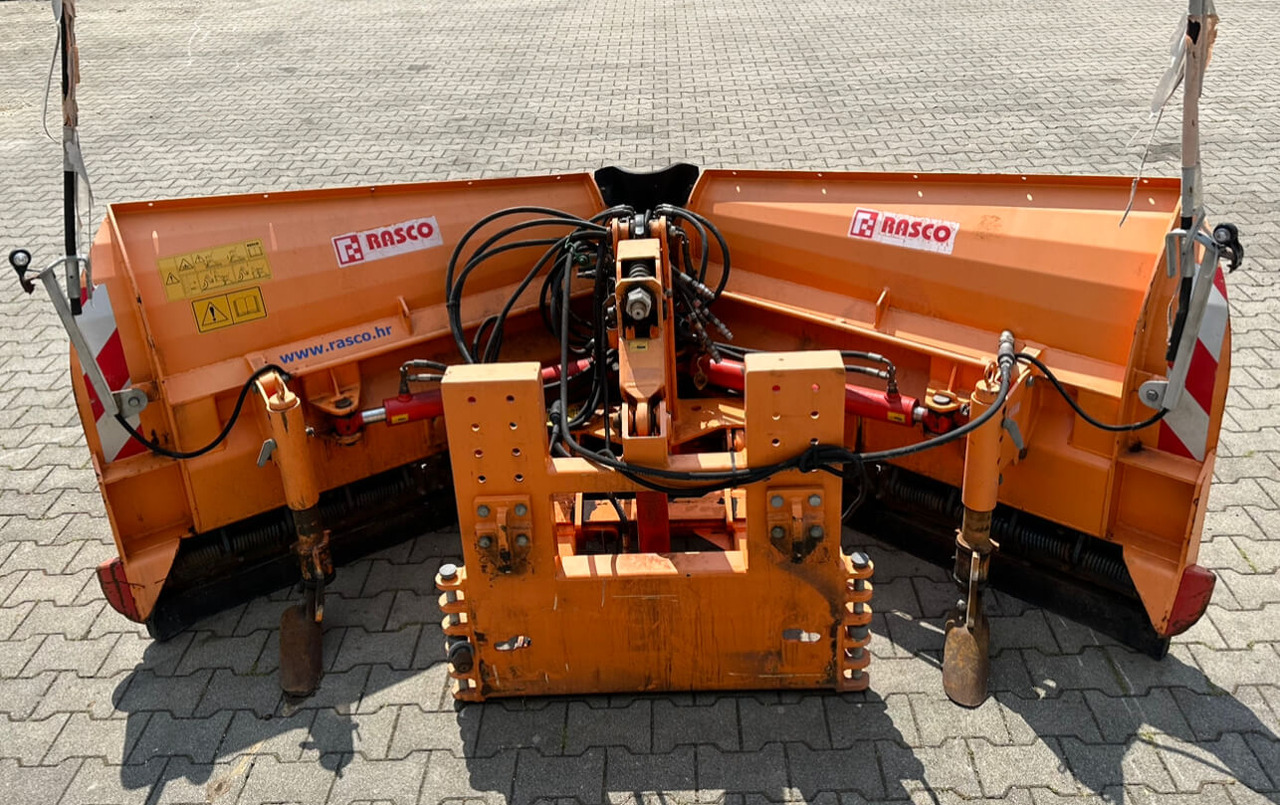 Unimog Schneepflug - Vario Rasco VERTUS 3.2 GB2X3 - Отвал для снега: фото 5 Unimog Schneepflug - Vario Rasco VERTUS 3.2 GB2X3 - Отвал для снега: фото 5