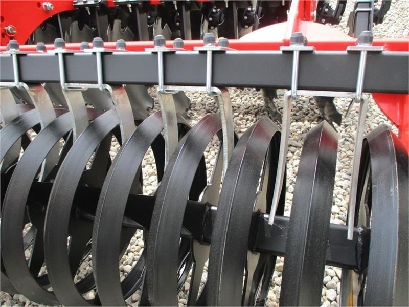 Dexwal Mamut 4 m Med v-rings pakker og 560mm taler - Дисковая борона: фото 5 Dexwal Mamut 4 m Med v-rings pakker og 560mm taler - Дисковая борона: фото 5