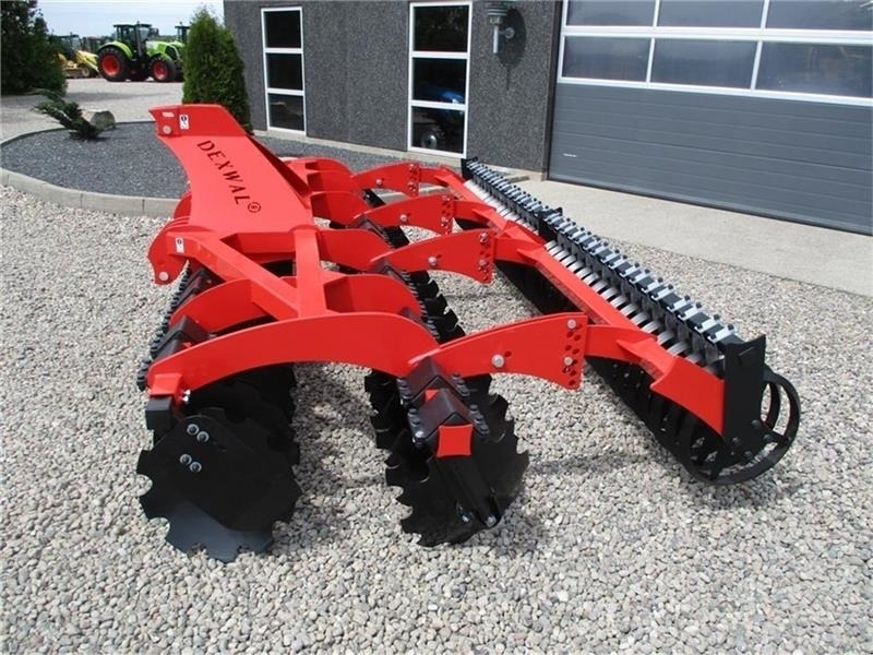Dexwal Mamut 4 m med v-rings pakker og 560 mm tal - Дисковая борона: фото 1 Dexwal Mamut 4 m med v-rings pakker og 560 mm tal - Дисковая борона: фото 1