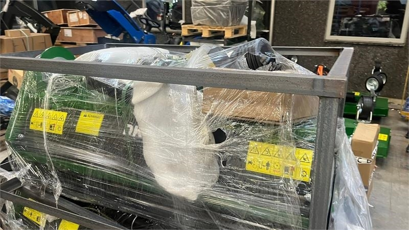 Dk-Tec EFGC125D Slagleklipper med fast tårn og oplukkelig - Косилка: фото 1 Dk-Tec EFGC125D Slagleklipper med fast tårn og oplukkelig - Косилка: фото 1