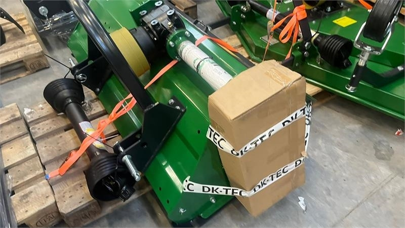 Dk-Tec EFGC175D Slagleklipper med fast tårn og oplukkelig - Косилка: фото 2 Dk-Tec EFGC175D Slagleklipper med fast tårn og oplukkelig - Косилка: фото 2