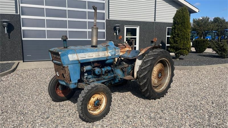 Ford 3000 - Трактор: фото 2 Ford 3000 - Трактор: фото 2
