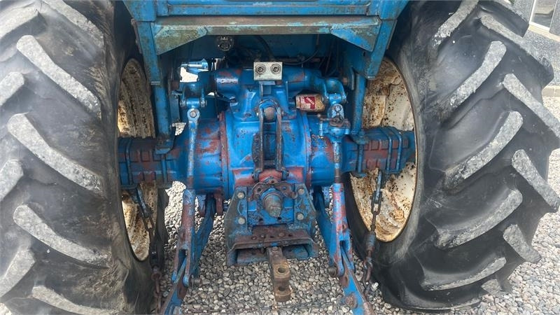 Ford 6700  - Трактор: фото 4 Ford 6700  - Трактор: фото 4