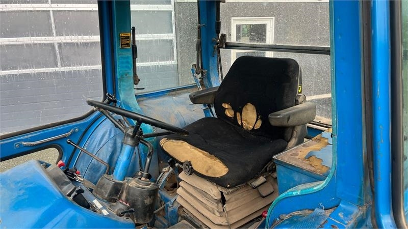 Ford 7610  - Трактор: фото 5 Ford 7610  - Трактор: фото 5