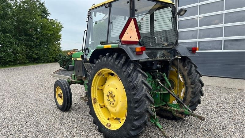 John Deere 2450 Med servostyring - Трактор: фото 3 John Deere 2450 Med servostyring - Трактор: фото 3