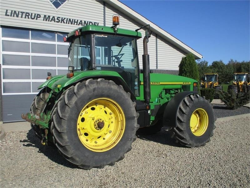 Трактор John Deere 8300 Pæn regulær traktor med rigtig gode dæk på.: фото 13
