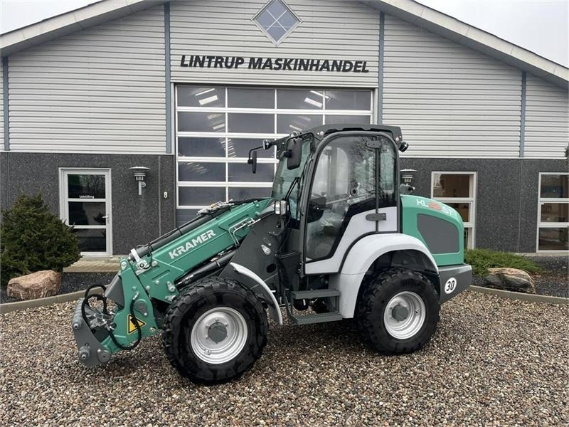 Kramer KL25.5T med Teleskoparm, så den har stor rækkevidd - Компактный фронтальный погрузчик: фото 1 Kramer KL25.5T med Teleskoparm, så den har stor rækkevidd - Компактный фронтальный погрузчик: фото 1
