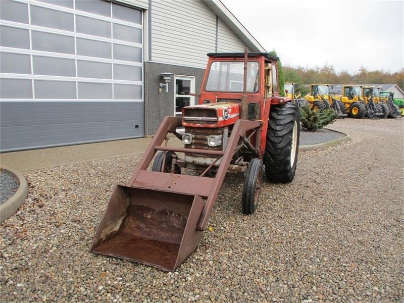 Massey Ferguson 165 Med Trucktårn og Frontlæsser  - Трактор: фото 3 Massey Ferguson 165 Med Trucktårn og Frontlæsser  - Трактор: фото 3