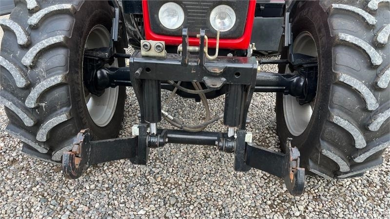 Massey Ferguson 5465 Med frontlift - Трактор: фото 4 Massey Ferguson 5465 Med frontlift - Трактор: фото 4