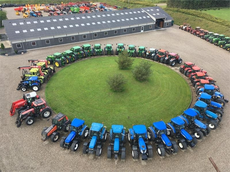 Massey Ferguson 6480 Dyna 4 Med frontlift og frontlæsser - Трактор: фото 2 Massey Ferguson 6480 Dyna 4 Med frontlift og frontlæsser - Трактор: фото 2