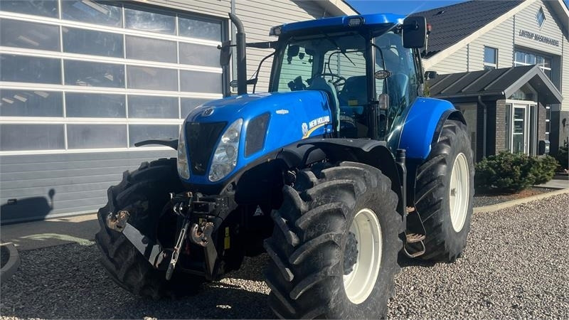 New Holland T7.270 AutoCommand med frontlift - Трактор: фото 5 New Holland T7.270 AutoCommand med frontlift - Трактор: фото 5