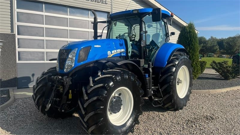 New Holland T7.270 AutoCommand med frontlift - Трактор: фото 2 New Holland T7.270 AutoCommand med frontlift - Трактор: фото 2