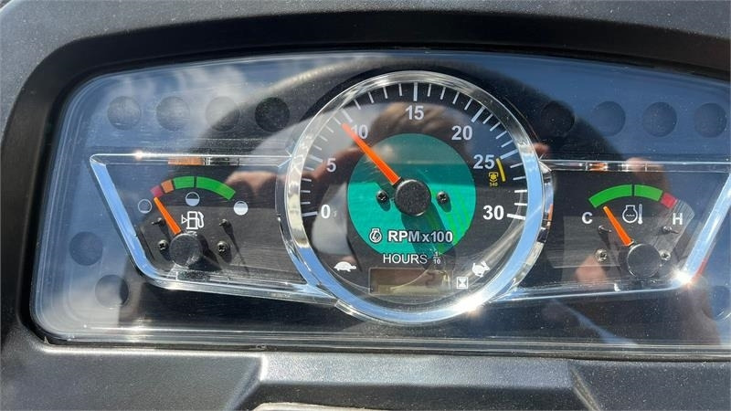 Коммунальный трактор Solis S26 6+2 gearmaskine Limited Edition i sort med bre: фото 10 Коммунальный трактор Solis S26 6+2 gearmaskine Limited Edition i sort med bre: фото 10