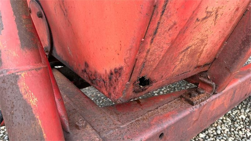 Taarup T3 højtipvogn - Сельскохозяйственный прицеп-самосвал: фото 5 Taarup T3 højtipvogn - Сельскохозяйственный прицеп-самосвал: фото 5