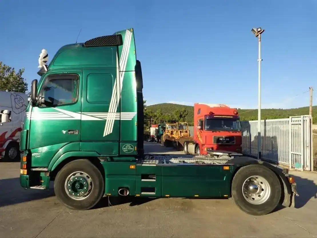 Volvo FH 12.420 Volvo FH12.420 4X2 - Тягач: фото 4 Volvo FH 12.420 Volvo FH12.420 4X2 - Тягач: фото 4