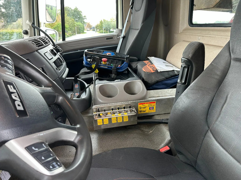 Крюковой мультилифт, Автоманипулятор Tatra PR 4342 WIDESPREAD !! 8x6 !!Z-KRAAN/HAAK!! EURO6!!RADIO REMOTE!!2019!!ZERO-EMISSIE 01-01-2030!!: фото 17 Крюковой мультилифт, Автоманипулятор Tatra PR 4342 WIDESPREAD !! 8x6 !!Z-KRAAN/HAAK!! EURO6!!RADIO REMOTE!!2019!!ZERO-EMISSIE 01-01-2030!!: фото 17