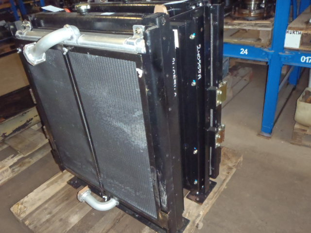 Case KRH1630 - LN00046 - Интеркулер для Сельскохозяйственной техники: фото 1 Case KRH1630 - LN00046 - Интеркулер для Сельскохозяйственной техники: фото 1