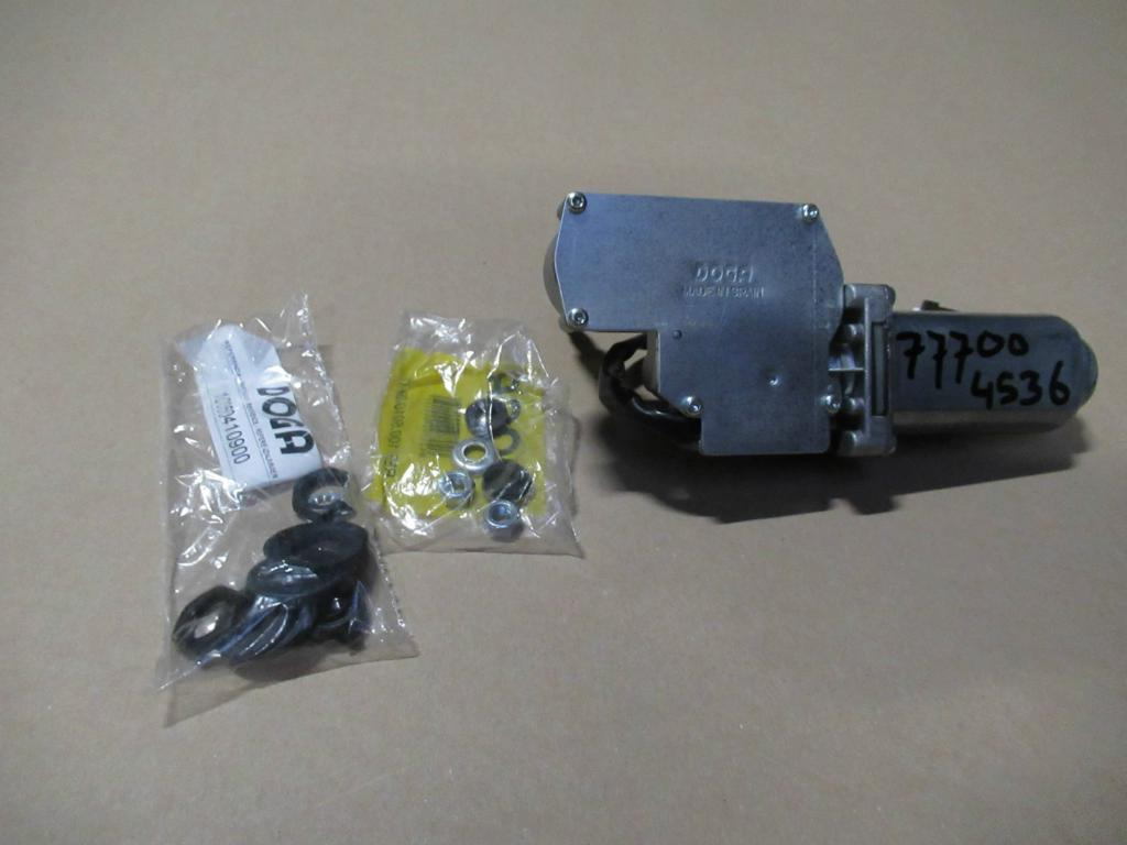 Caterpillar 3305030 - - Щетка стеклоочистителя для Строительной техники: фото 1 Caterpillar 3305030 - - Щетка стеклоочистителя для Строительной техники: фото 1